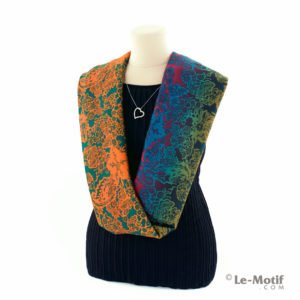 Шарф-снуд Le Motif Couture из хлопка на шее, арт. 15BT01-5